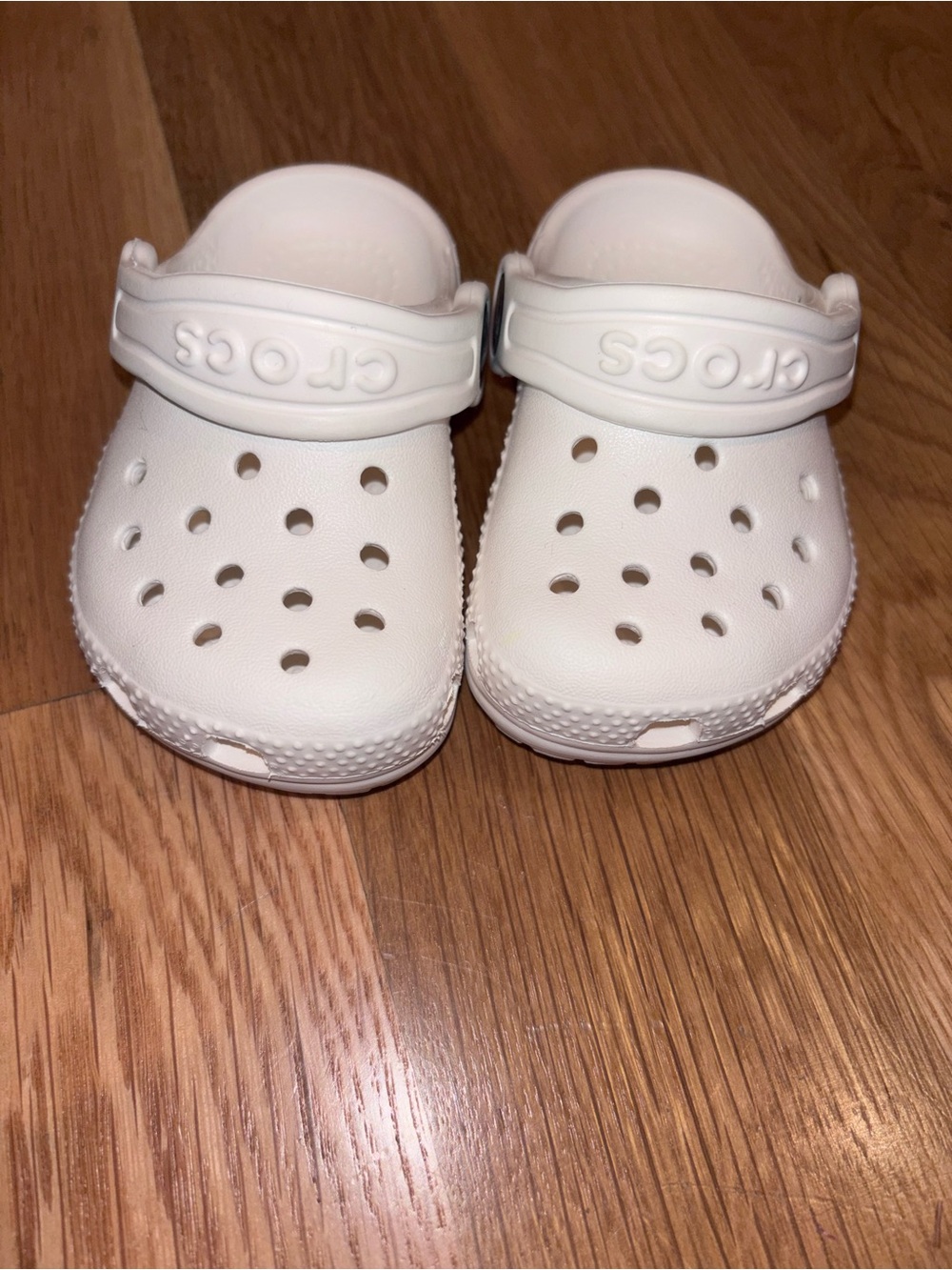 Baby CROCS Classic- White. C4 (4T).